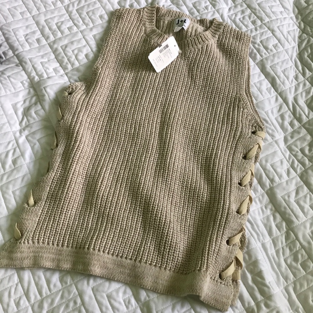 John + Jenn sweater top